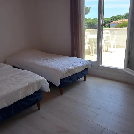 アパート Les Cyclades, T3 Climatise, Terrasse, 500m *